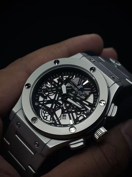 Hublot Men's Watches with Chain Straps ⌚️